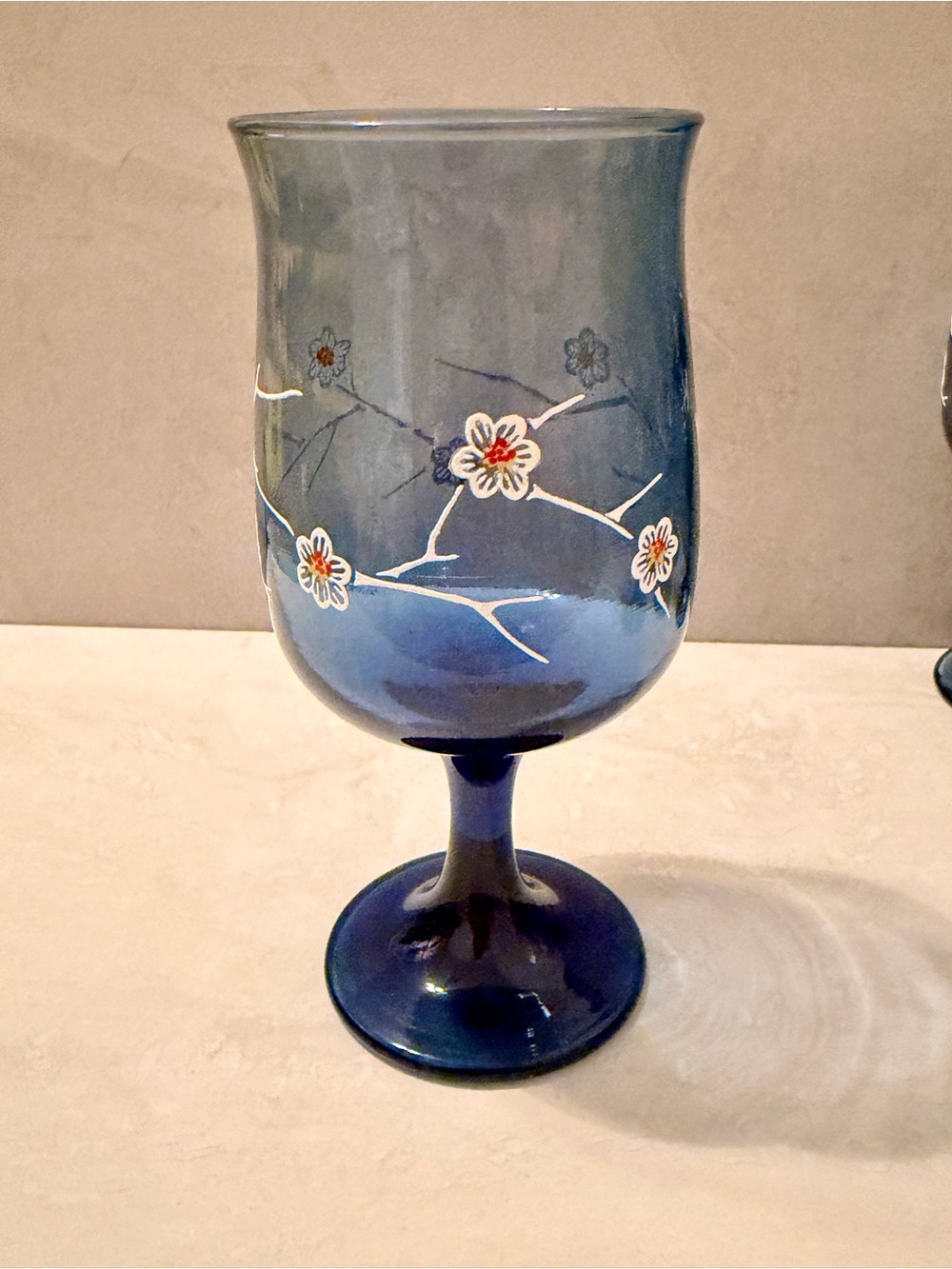 Vintage Libbey Smokey Blue Dogwood Floral Wine Glasses Set of Six Excellent - Picture 2 of 4